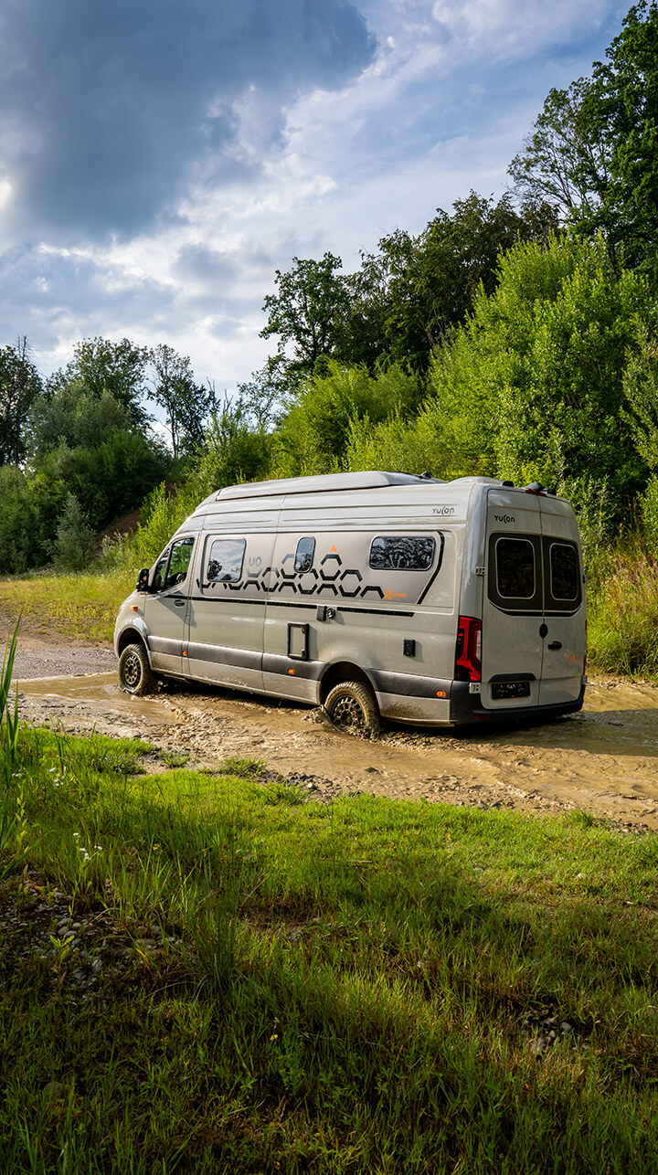 Yucon K-peak Campervan – Off-road Yucon K-peak Campervan – Off-road