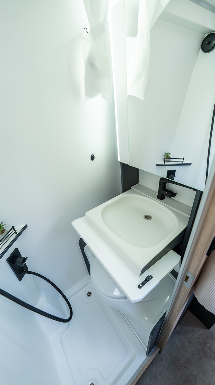Yucon V-City Campervan – Bathroom Yucon V-City Campervan – Bathroom