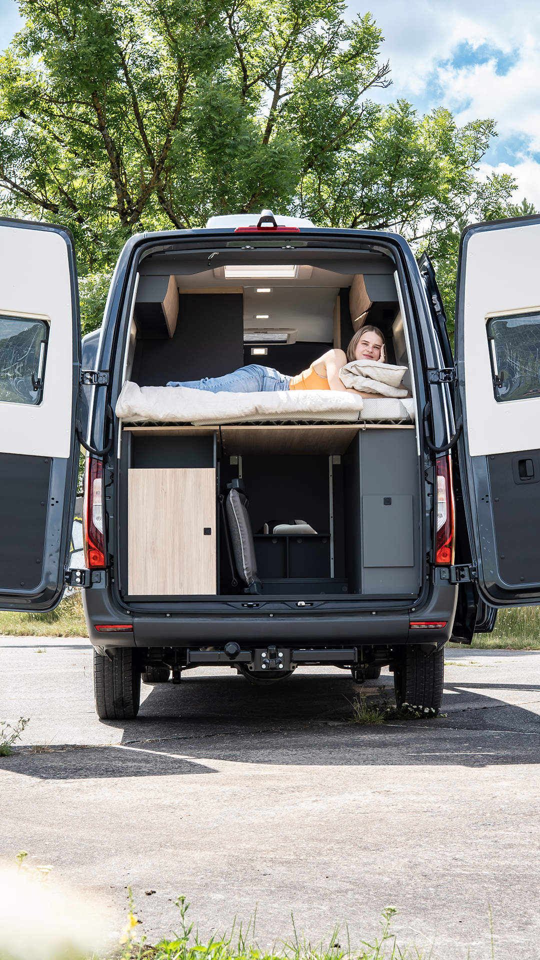 Yucon V-city Campervan – Mood Yucon V-city Campervan – Mood