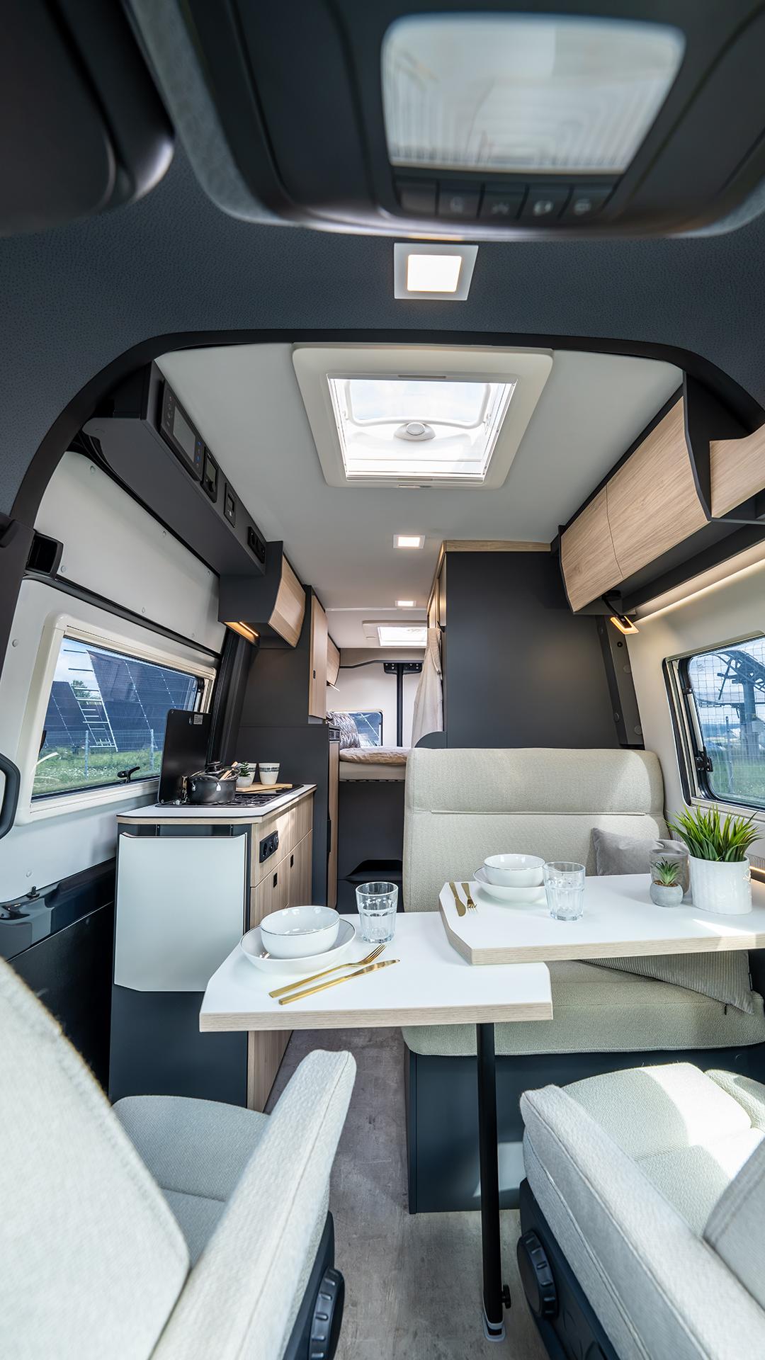 Yucon V-city Campervan – Interior Yucon V-city Campervan – Interior