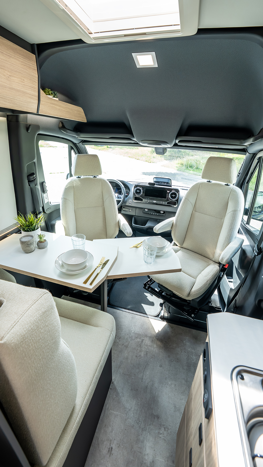 Yucon V-city Campervan – Seating Area Yucon V-city Campervan – Seating Area