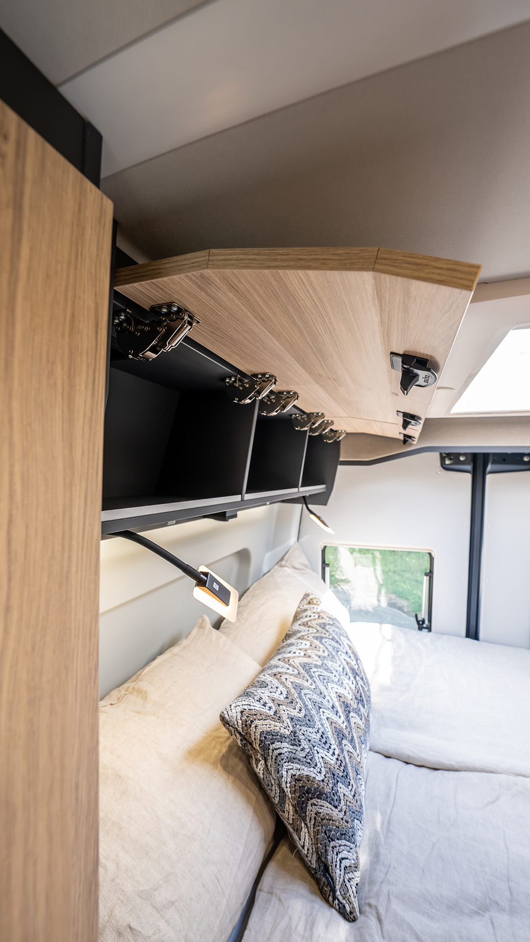 Yucon V-city Campervan – Storage Space Yucon V-city Campervan – Storage Space