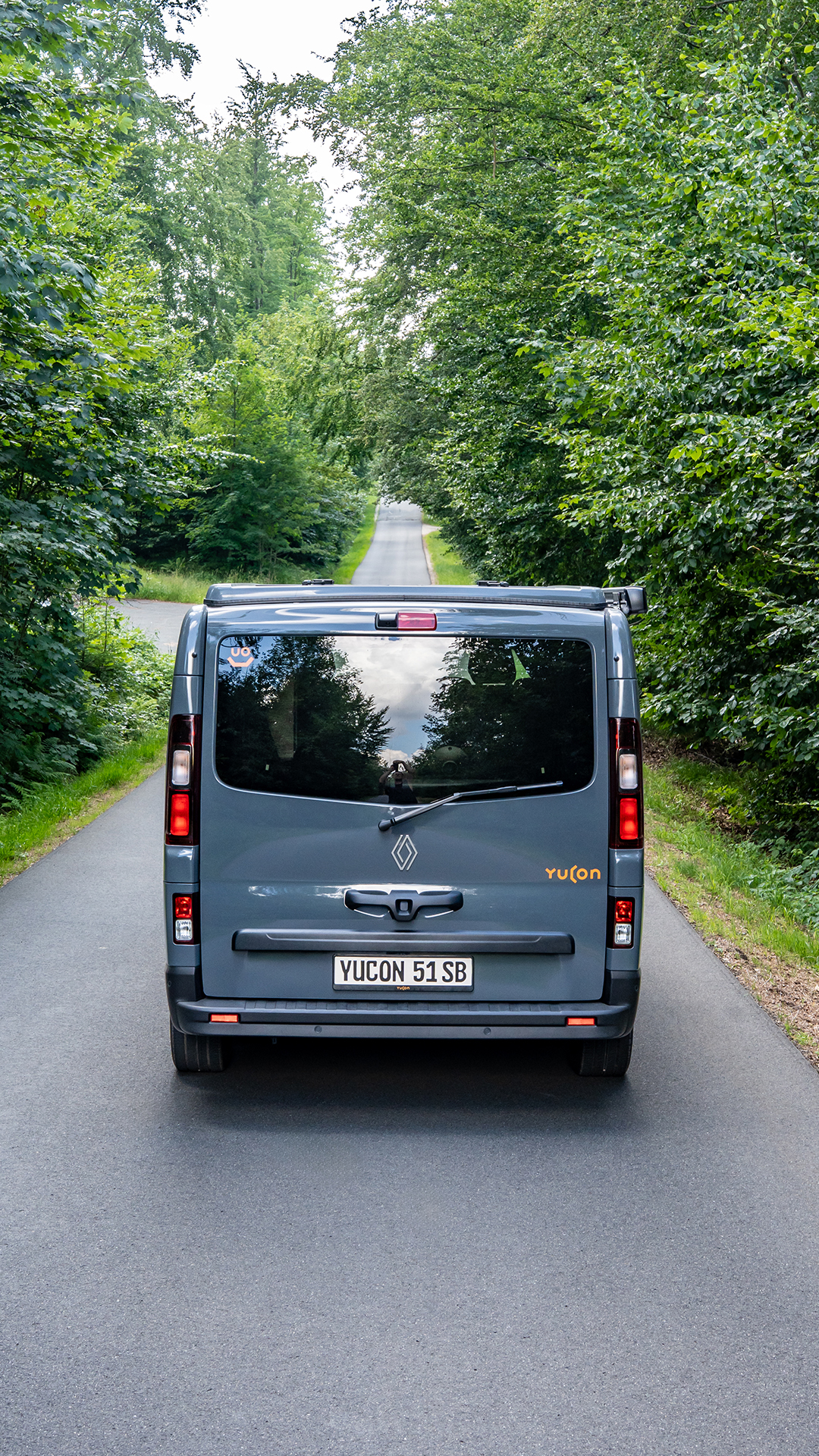 Yucon 51 Campervan – Heckansicht Yucon 51 Campervan – Heckansicht