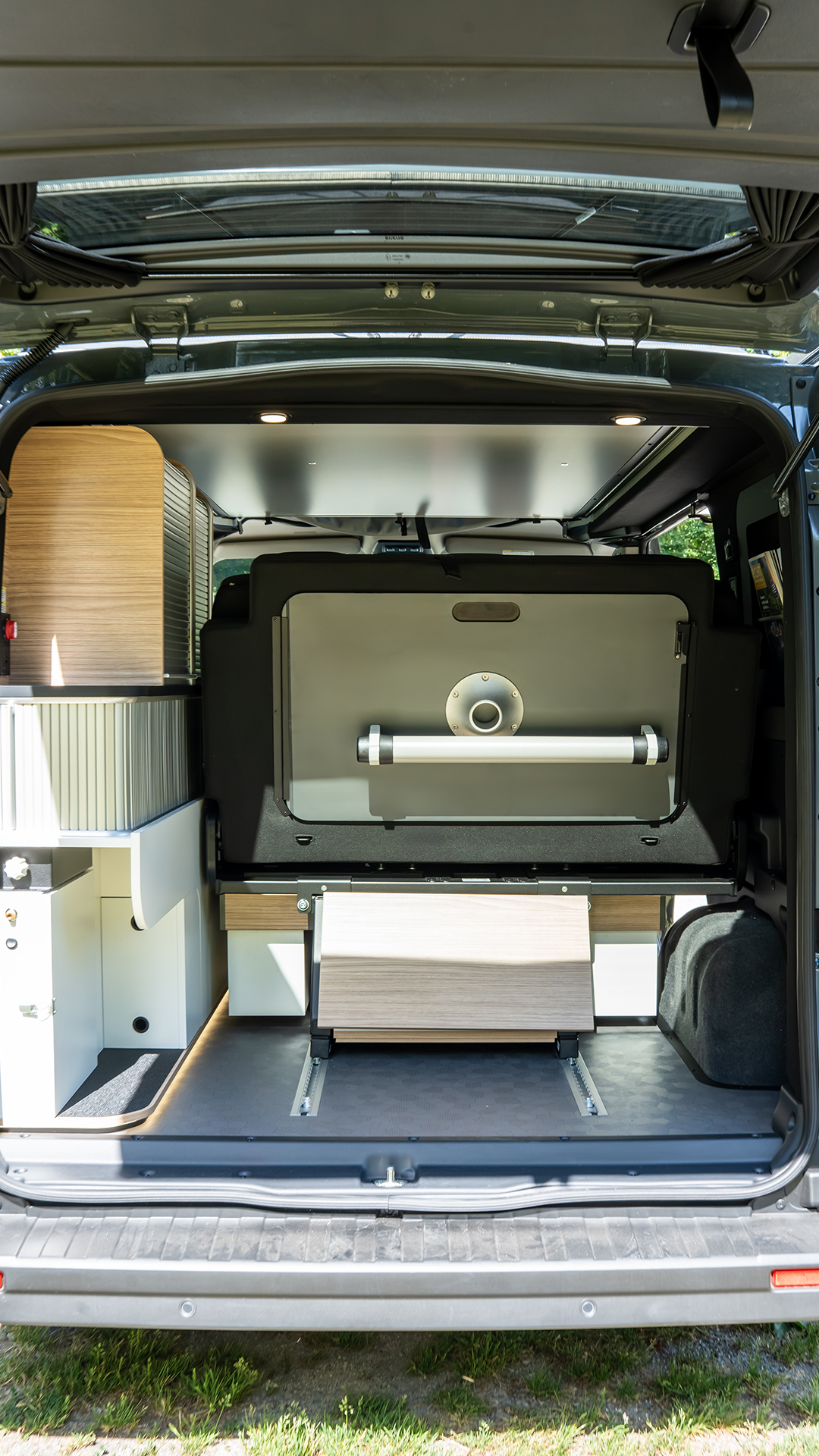 Yucon 51 Campervan – Heckgarage Yucon 51 Campervan – Heckgarage